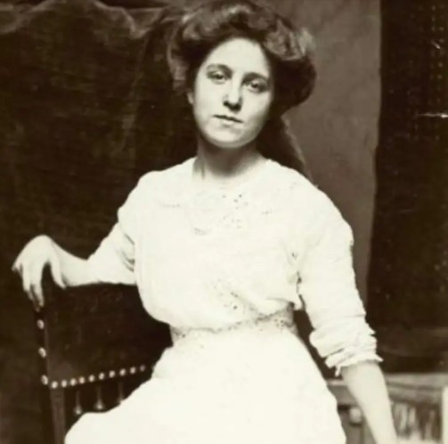Sigrid Schultz, c1910. Sigrid Schultz, c1910.
